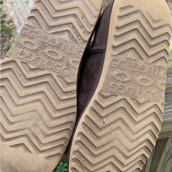 Chocolate Brown Authentic Classic Uggs - Picture 8 of 10